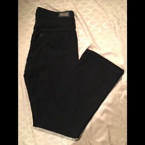Levi's Jeans - Levi’s 515 Boot Cut Jeans Levi's Jeans - Levi’s 515 Boot Cut Jeans